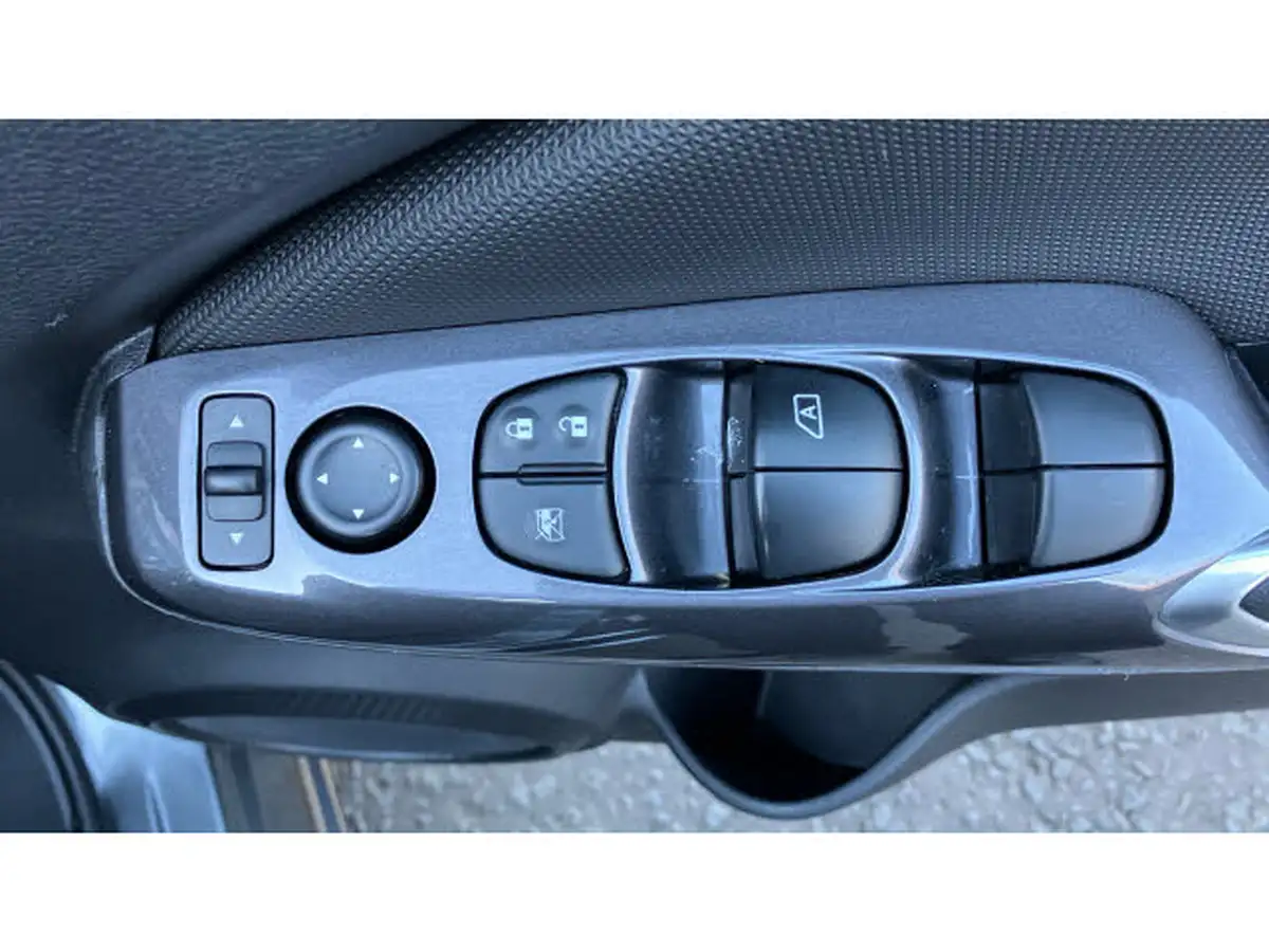 2023-nissan-juke-10-dig-t-acenta-dct-big-26