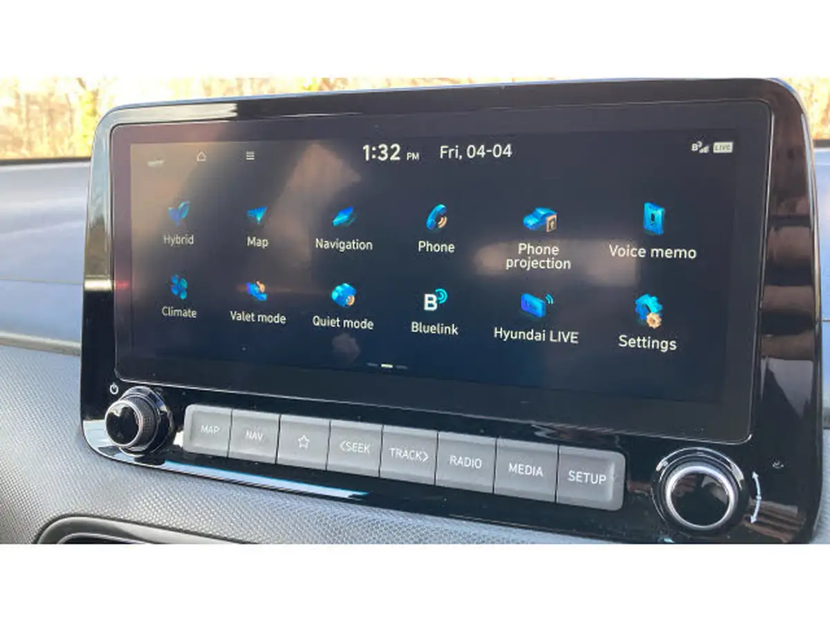 2023-hyundai-kona-16-gdi-premium-big-40
