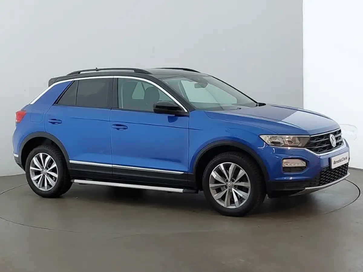 2018-volkswagen-t-roc-10-tsi-design-ss-big-11