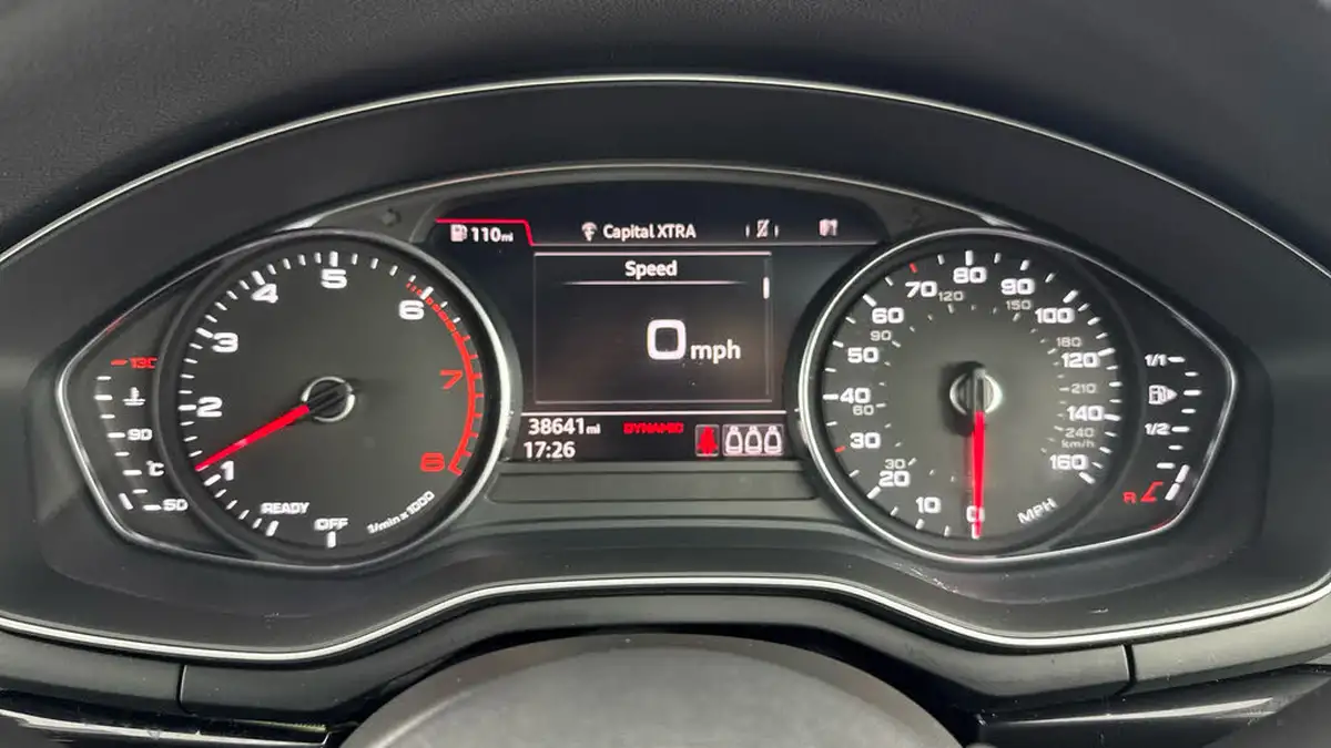 2019-audi-a4-20-35-tfsi-black-edition-big-12
