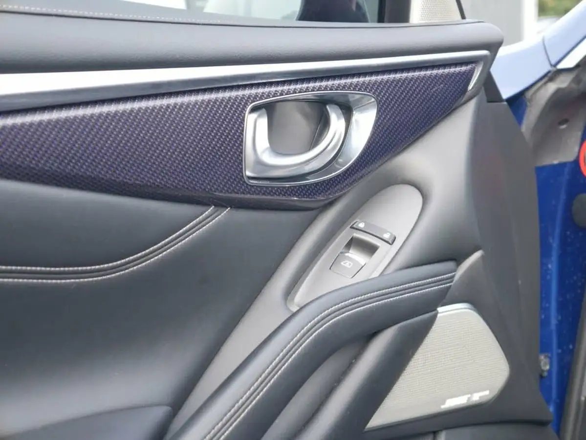 2017-infiniti-q60-30t-sport-tech-big-15