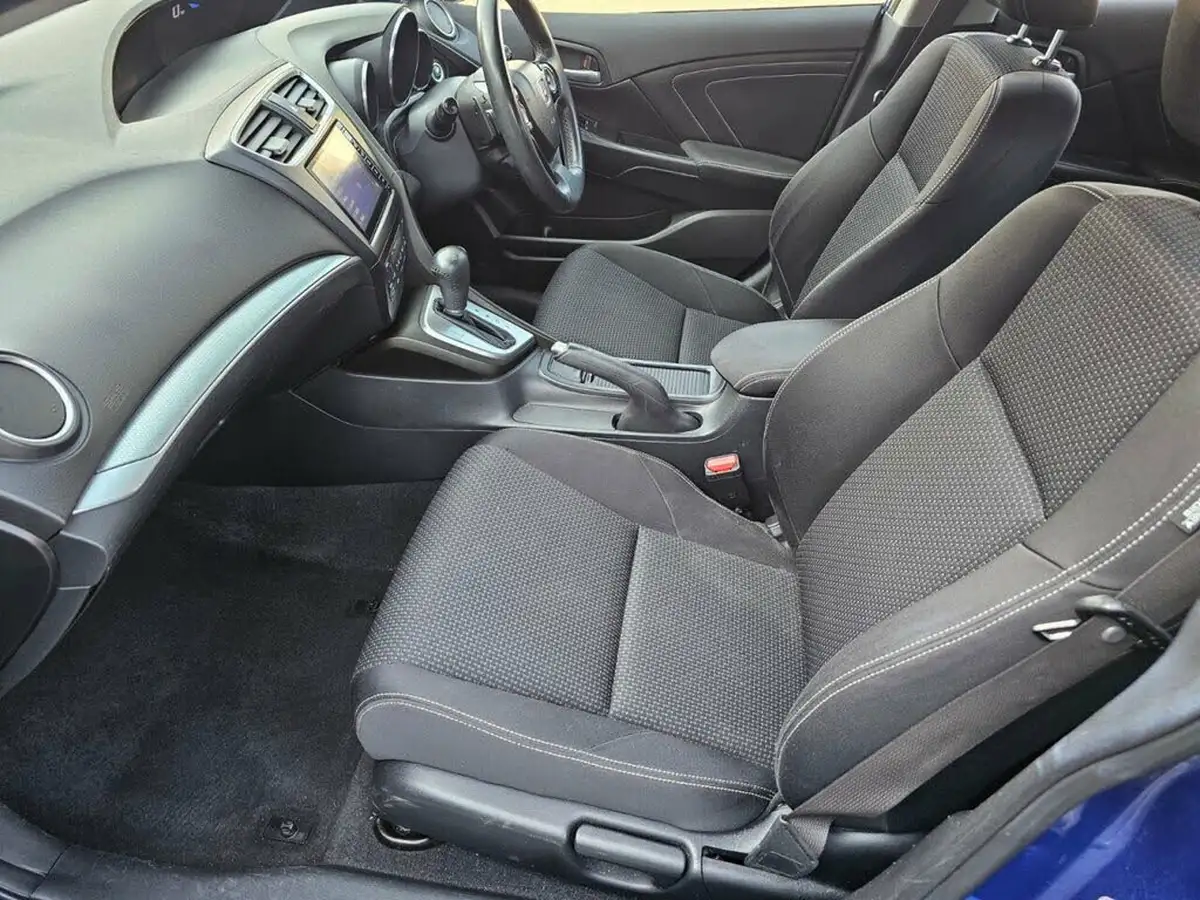 2015-honda-civic-18-se-plus-honda-connect-hatchback-auto-big-24