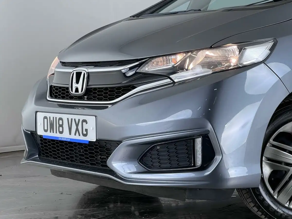 2018-honda-jazz-13-i-vtec-s-cvt-big-30