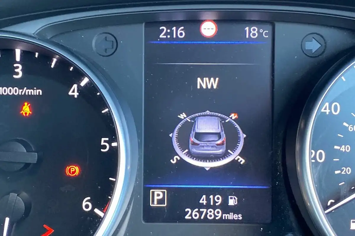 2019-nissan-qashqai-15dci-acenta-premium-17in-alloys-dct-big-44