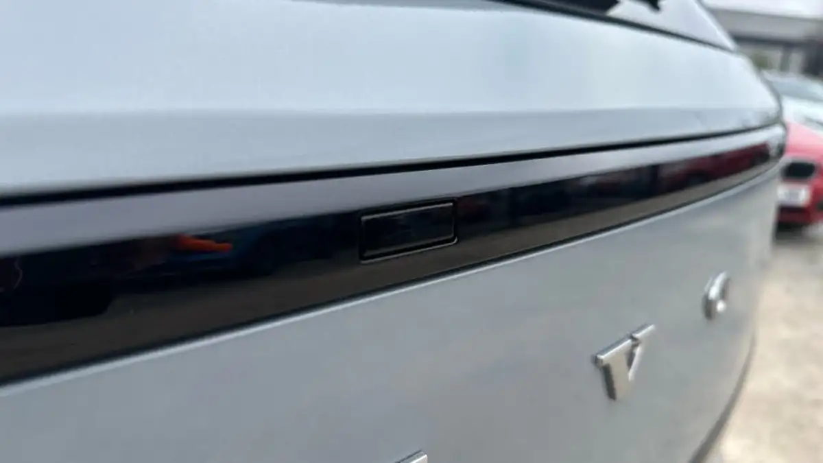 2025-volvo-ex30-e-single-motor-ultra-big-32