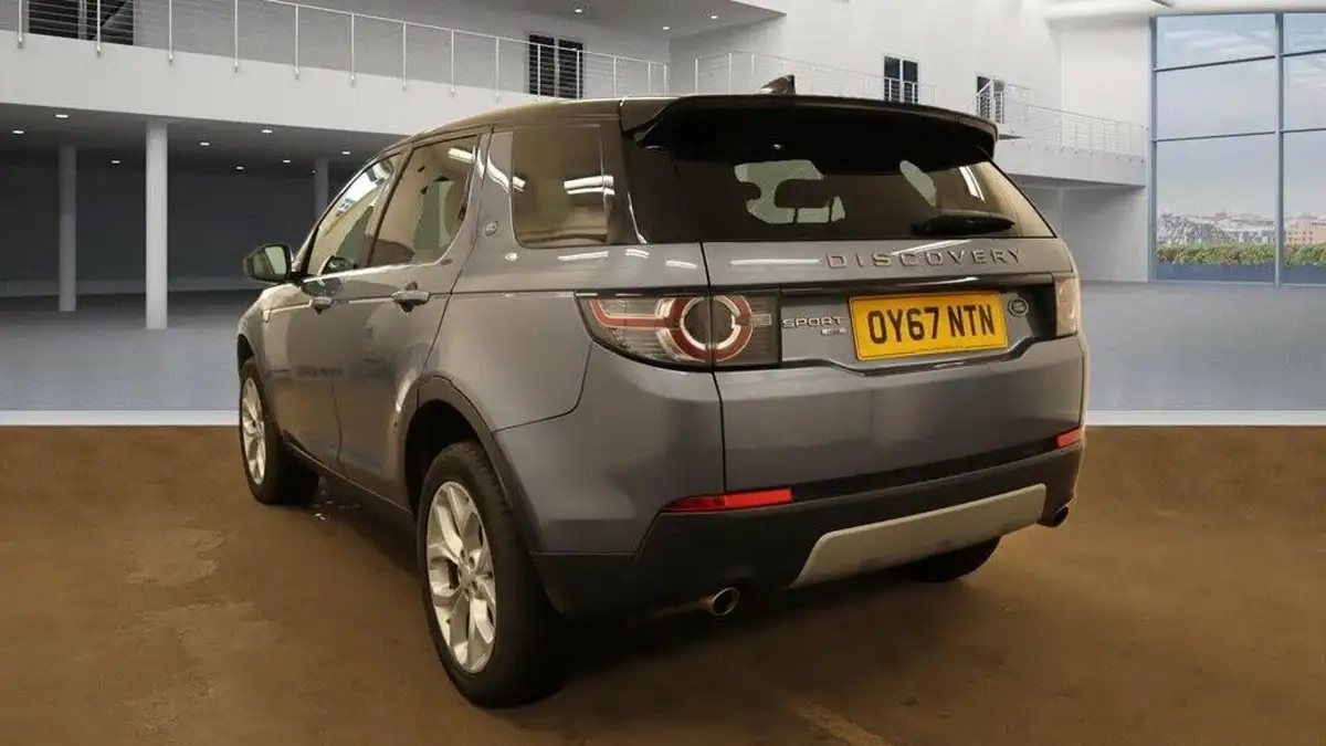 2017-land-rover-discovery-sport-20td4-hse-182ps-suv-auto-big-6