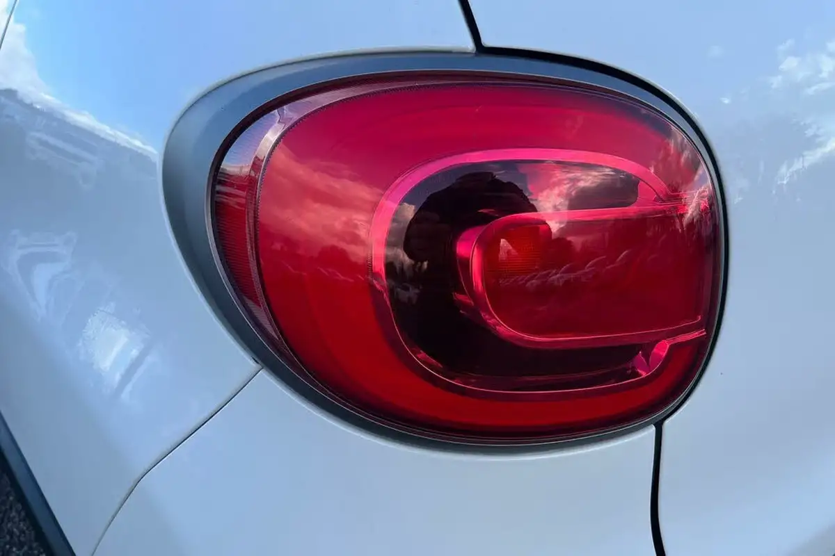 2021-fiat-500l-14-hey-google-big-26