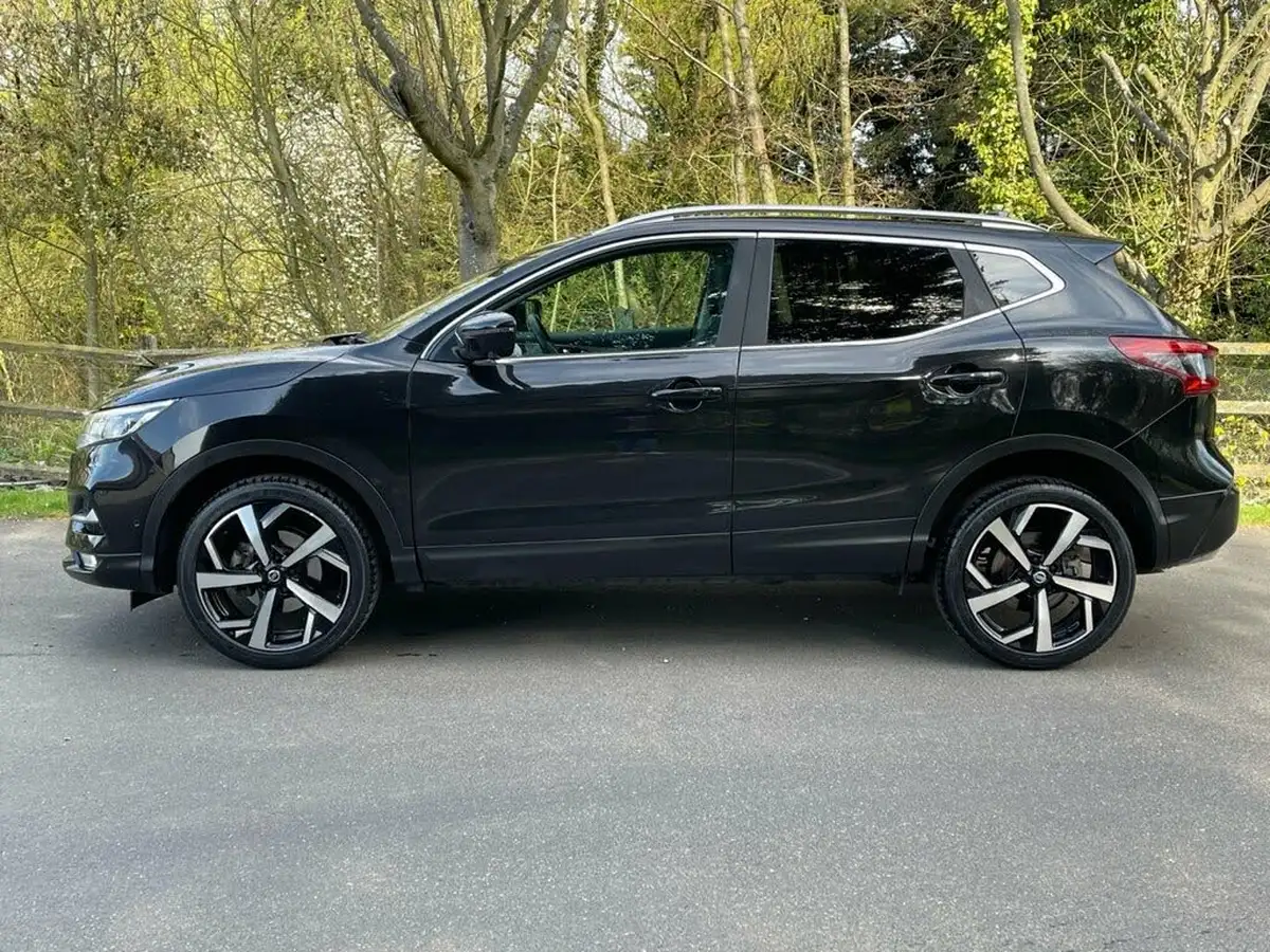 2019-nissan-qashqai-13-dig-t-tekna-140ps-big-9