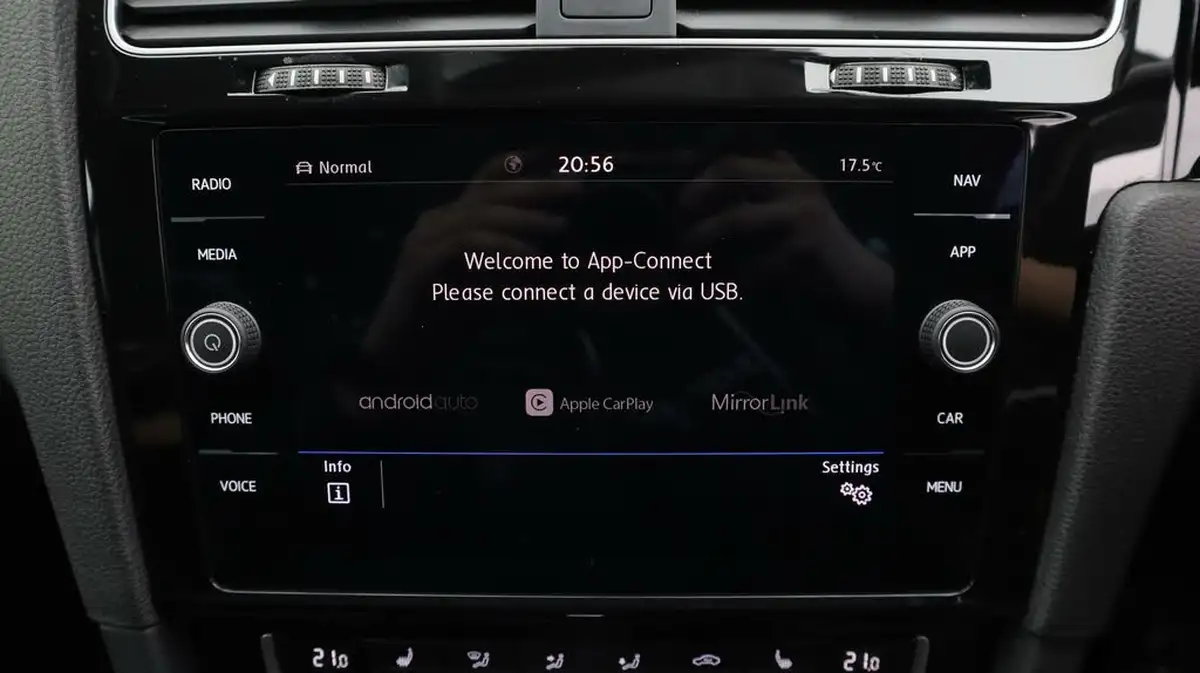 2020-volkswagen-golf-20tdi-gt-edition-estate-dsg-big-26
