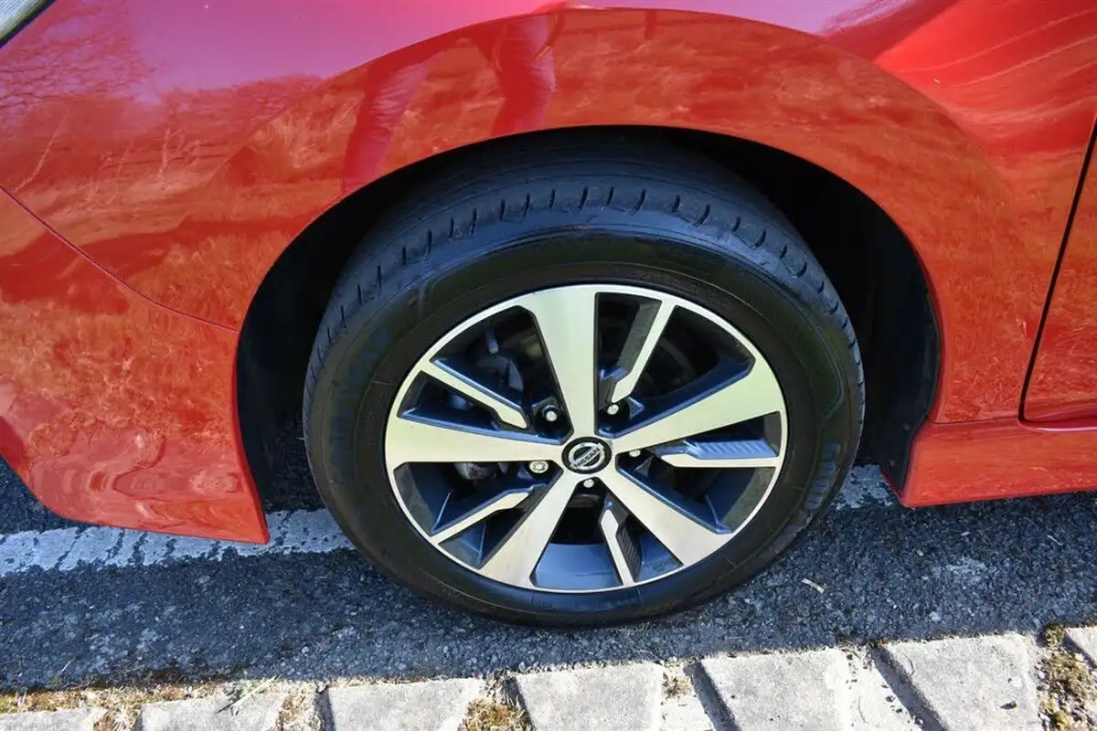 2021-nissan-leaf-e-acenta-big-22