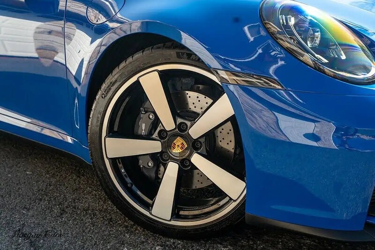 2025-porsche-911-30-carrera-394ps-coupe-big-15