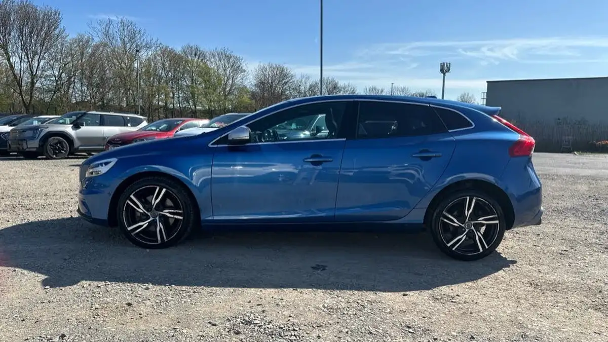 2018-volvo-v40-20td-d3-r-design-pro-geartronic-big-7