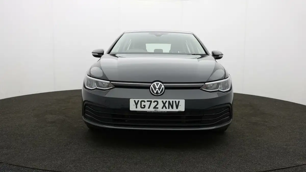 2022-volkswagen-golf-20tdi-life-hatchback-big-1