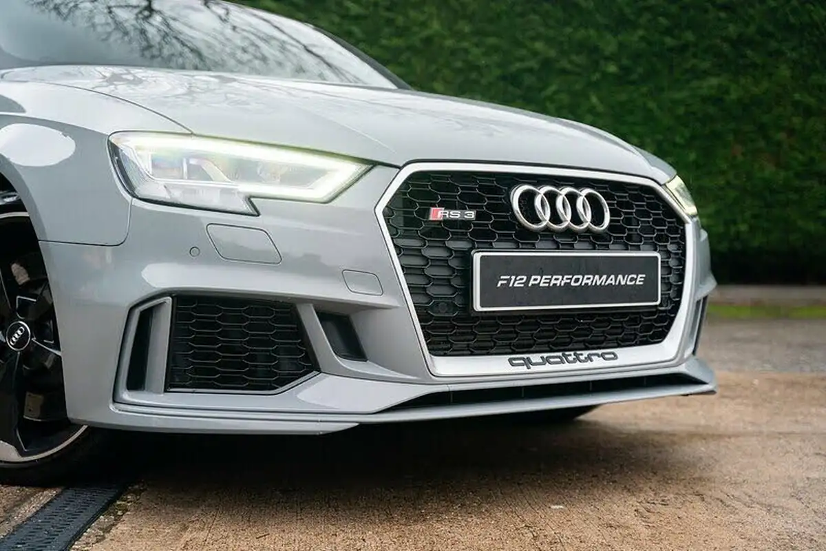 2019-audi-rs3-25-tfsi-sportback-5d-big-15
