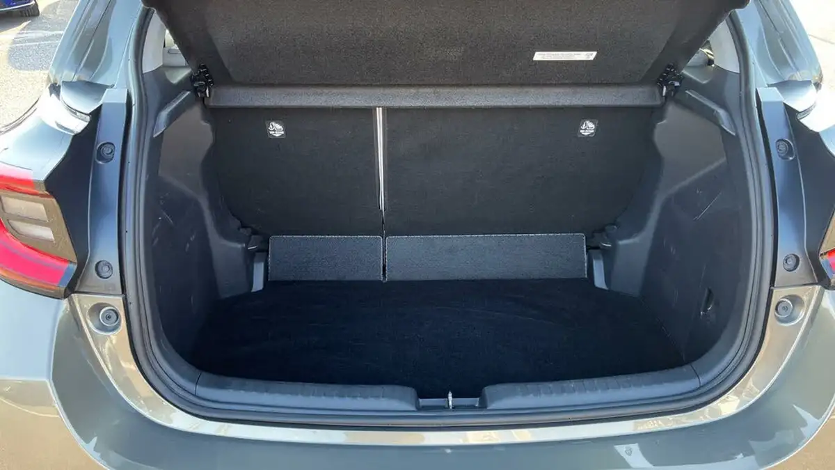 2022-toyota-yaris-cross-15-vvt-i-excel-city-packpan-roof-big-13