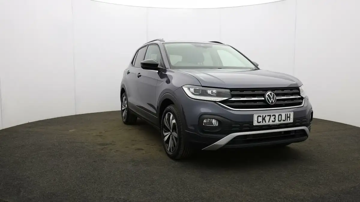 2023-volkswagen-t-cross-10-tsi-black-edition-110ps-big-36
