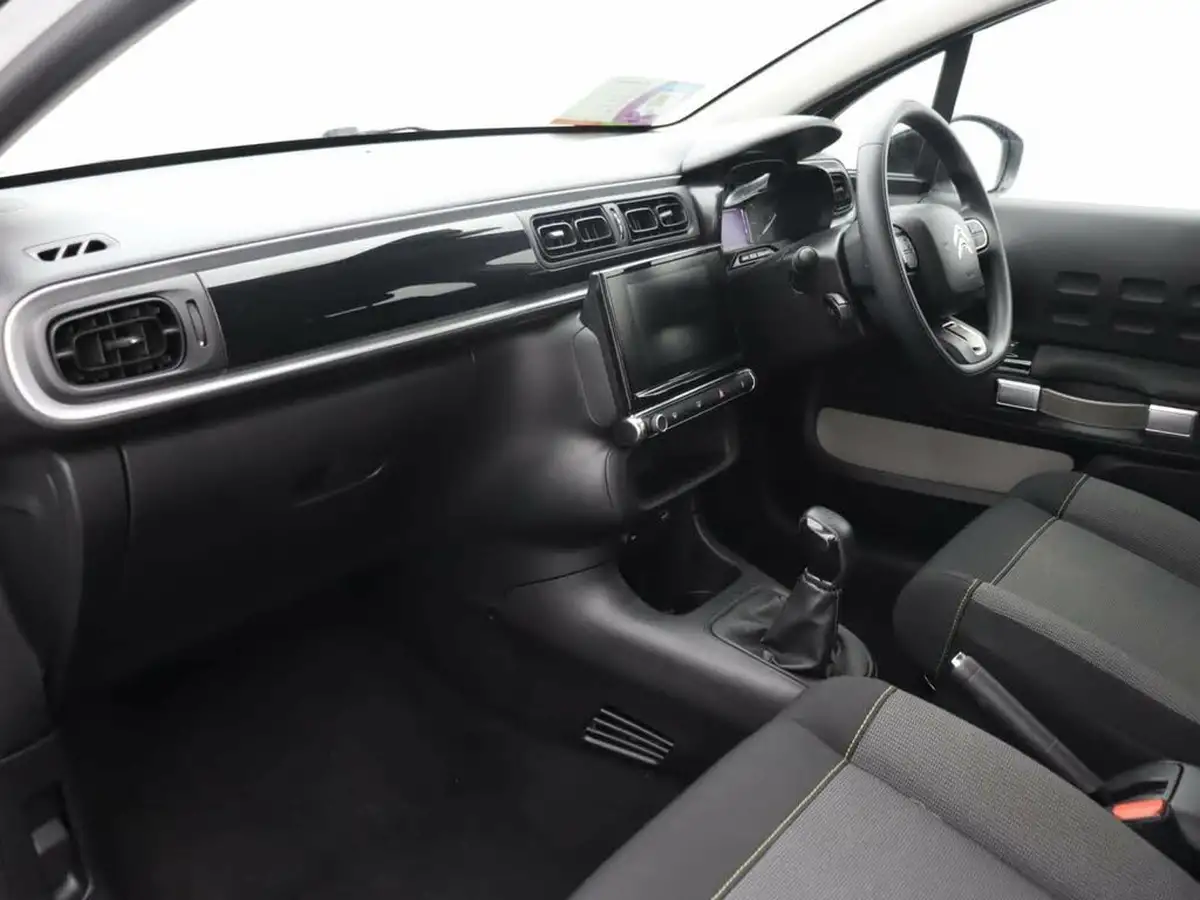 2019-citroen-c3-12-puretech-feel-82ps-ss-big-7