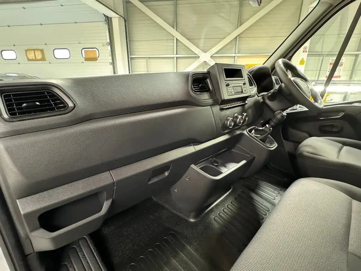 2023-renault-master-23dci-lh35-150-business-big-14