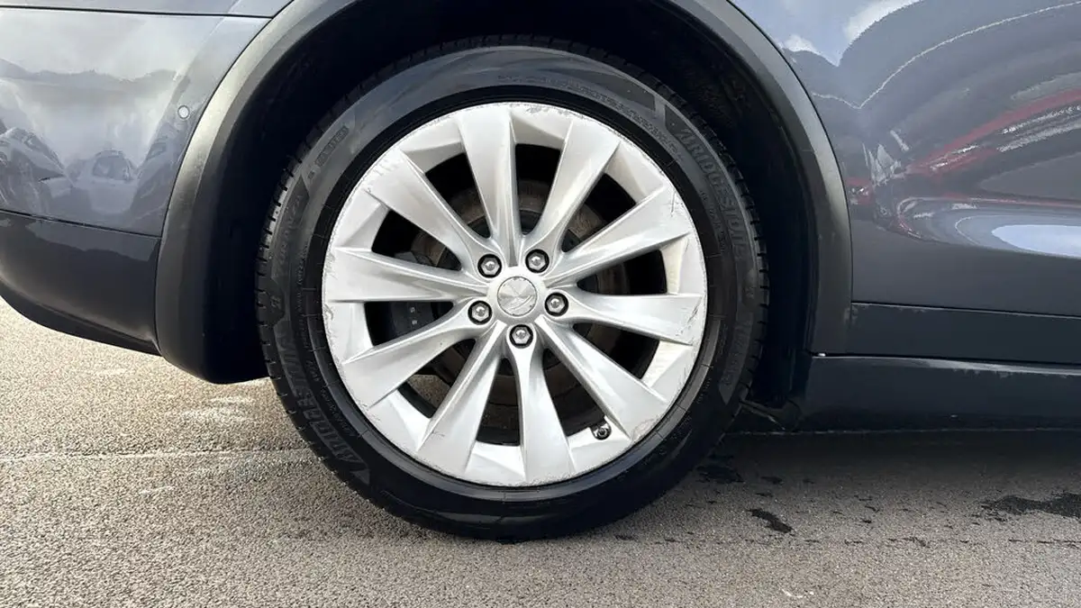2020-tesla-model-x-e-long-range-big-18