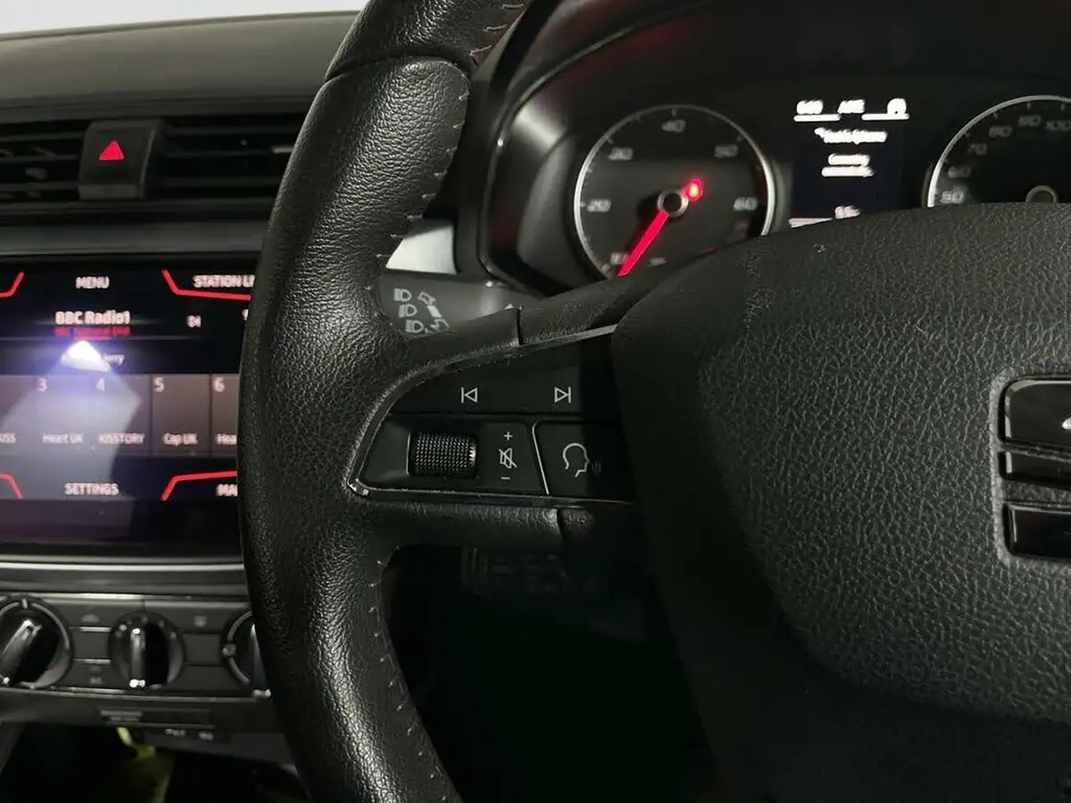 2019-seat-arona-16tdi-se-technology-lux-115ps-ss-big-14