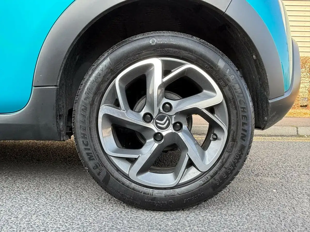 2020-citroen-c3-12-puretech-flair-83ps-big-27
