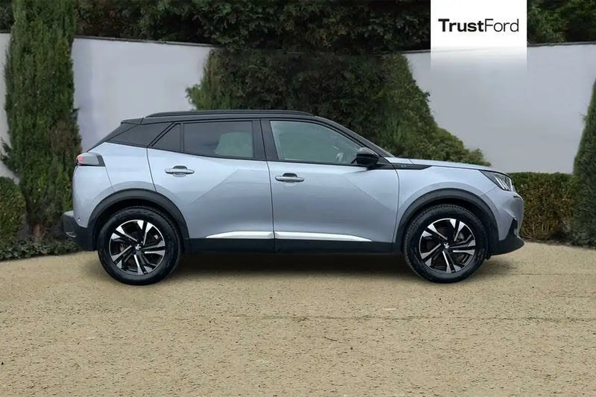 2021-peugeot-2008-suv-e-gt-big-2