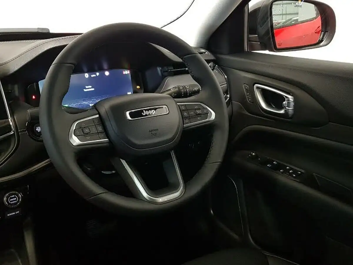 2025-jeep-compass-15-altitude-big-9