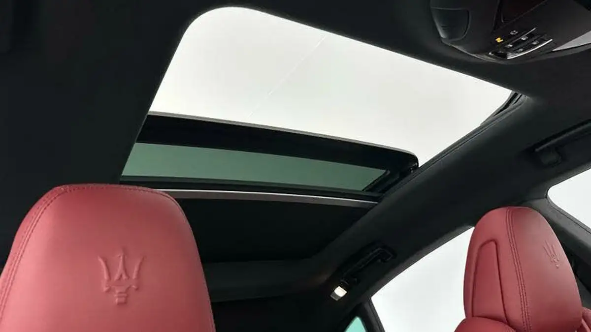 2020-maserati-levante-30-gransport-big-45