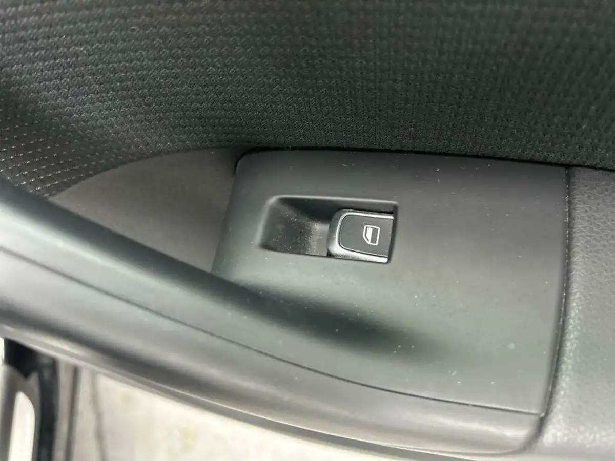 2017-audi-q3-20-tdi-quattro-s-line-edition-184ps-tronic-big-49
