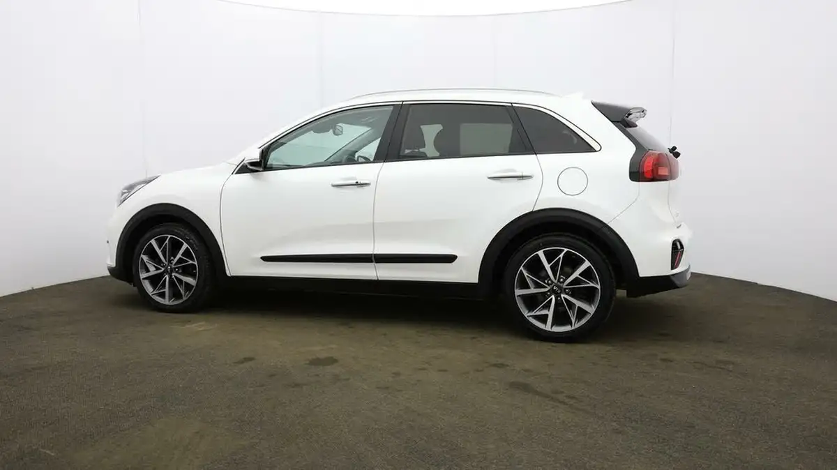 2021-kia-niro-16-gdi-4-132kwh-big-54