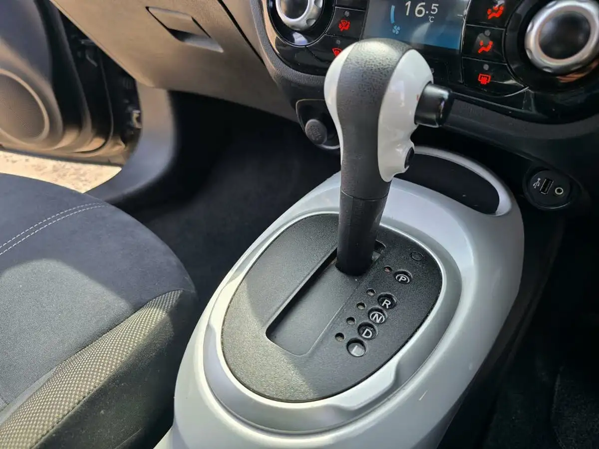 2015-nissan-juke-16-acenta-premium-117ps-1598cc-xtronic-cvt-big-23