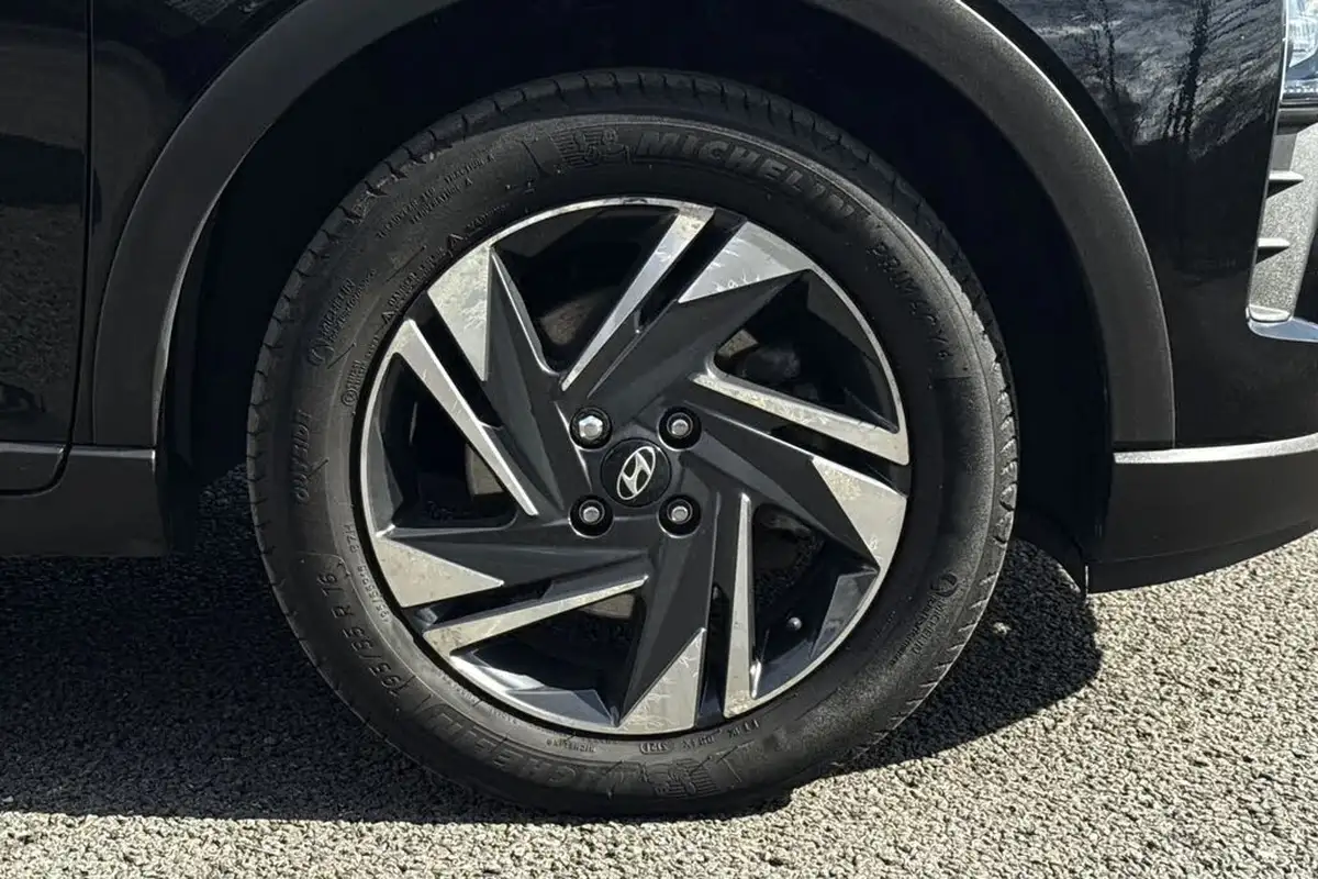 2021-hyundai-bayon-10-t-gdi-se-connect-dct-big-6