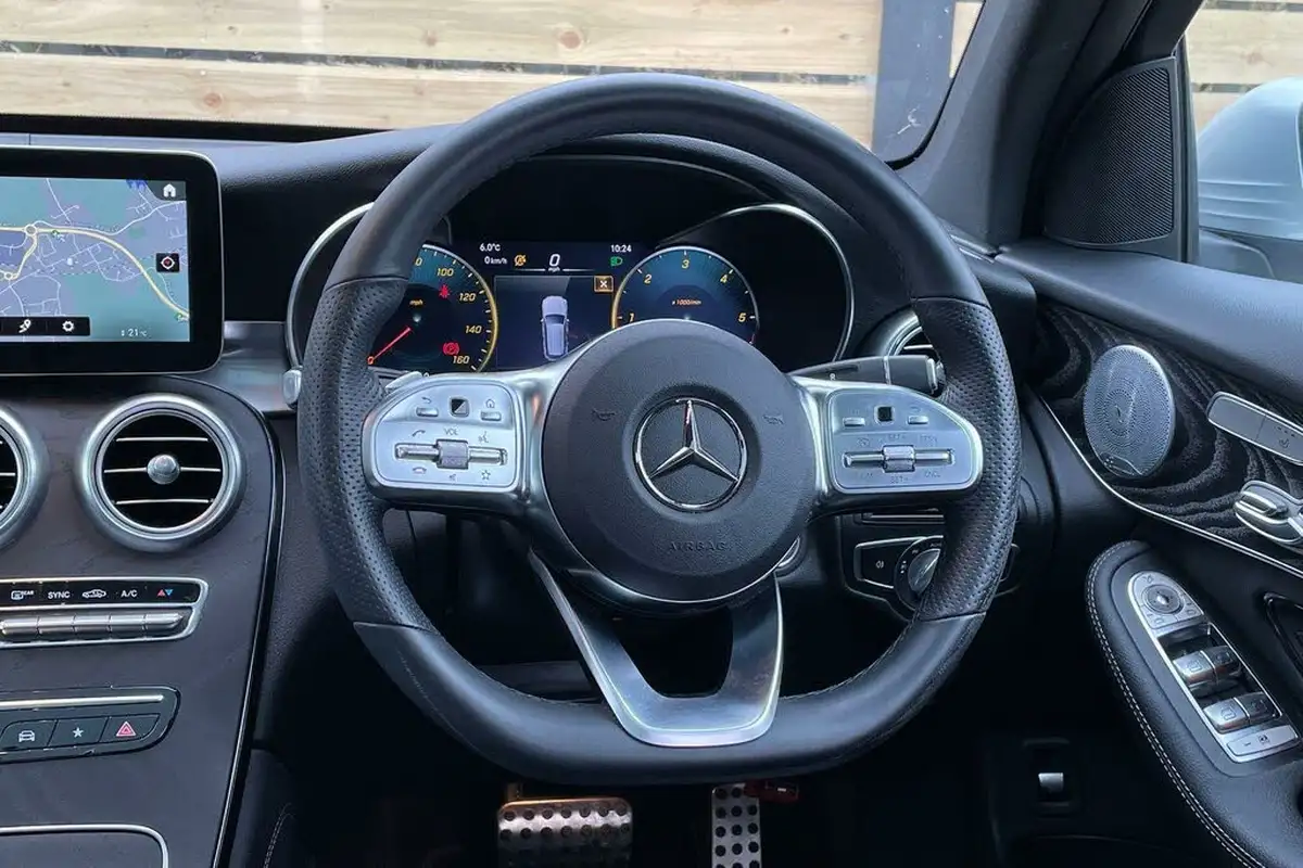 2020-mercedes-benz-glc-class-20d-glc300d-amg-line-premium-plus-station-wagon-5d-big-35