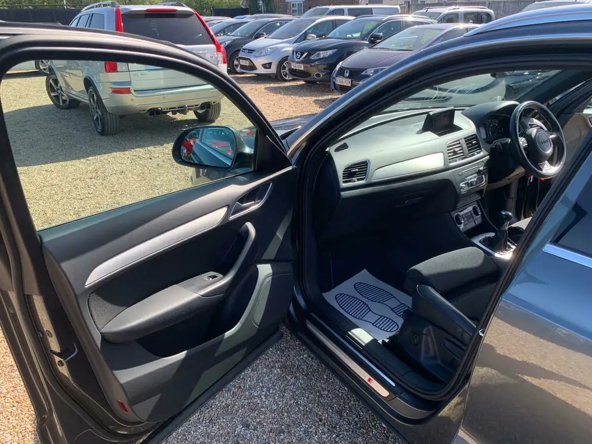 2016-audi-q3-20-tdi-s-line-navigation-big-25