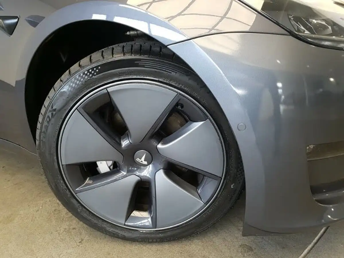 2021-tesla-model-3-e-long-range-awd-big-8