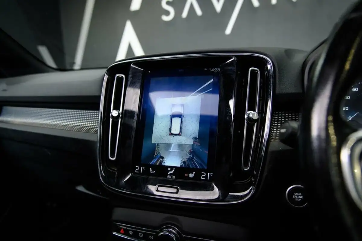 2019-volvo-xc40-20-t5-r-design-pro-big-3
