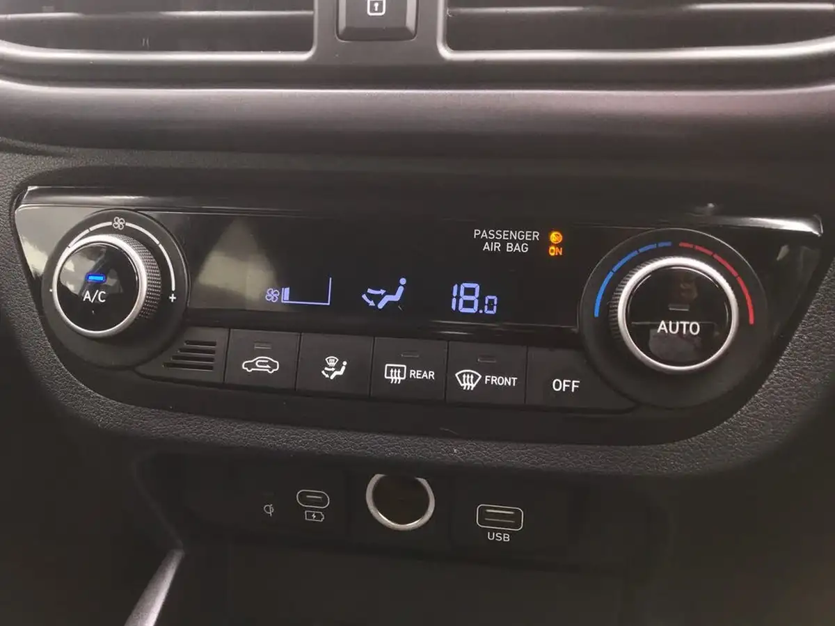 2025-hyundai-i10-10-premium-63ps-big-17