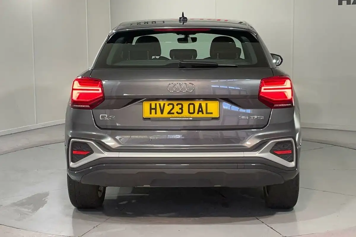 2023-audi-q2-15-35-tfsi-s-line-tronic-big-7