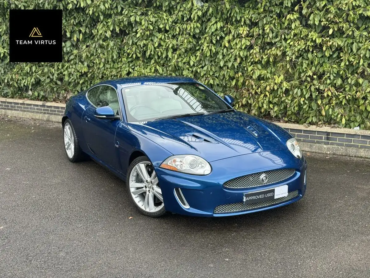 2009-jaguar-xkr-50-coupe-big-1