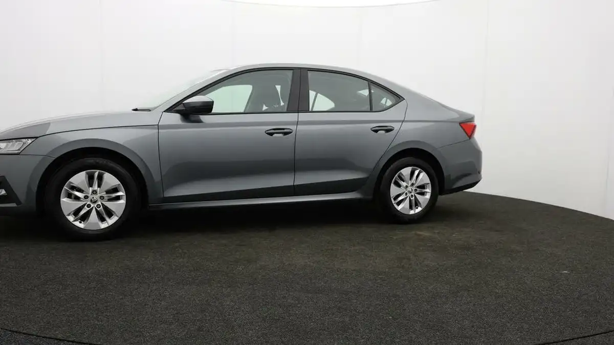 2023-skoda-octavia-10-tsi-se-110ps-hatchback-big-46