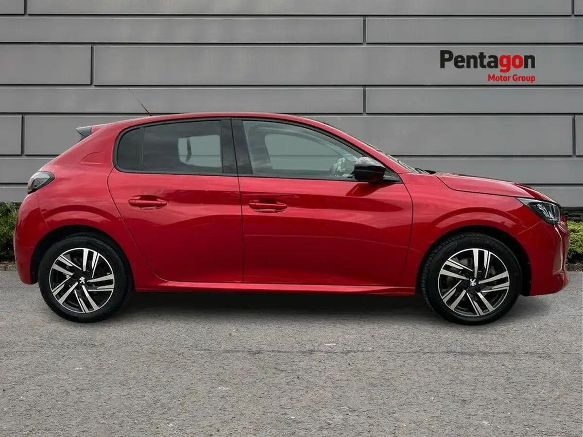 2023-peugeot-208-12-puretech-allure-premium-100bhp-big-10