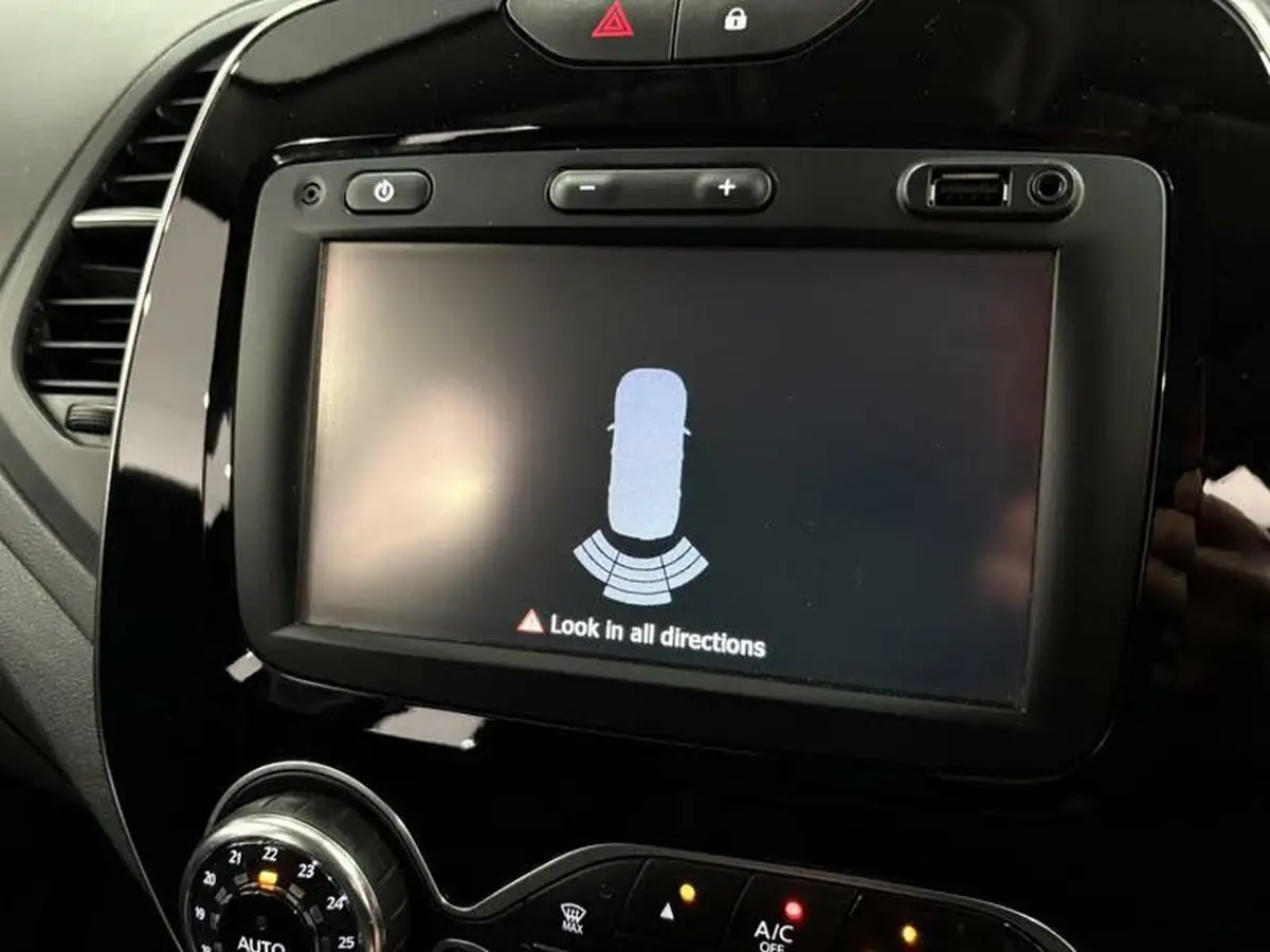 2018-renault-captur-15dci-dynamique-s-nav-90bhp-big-26