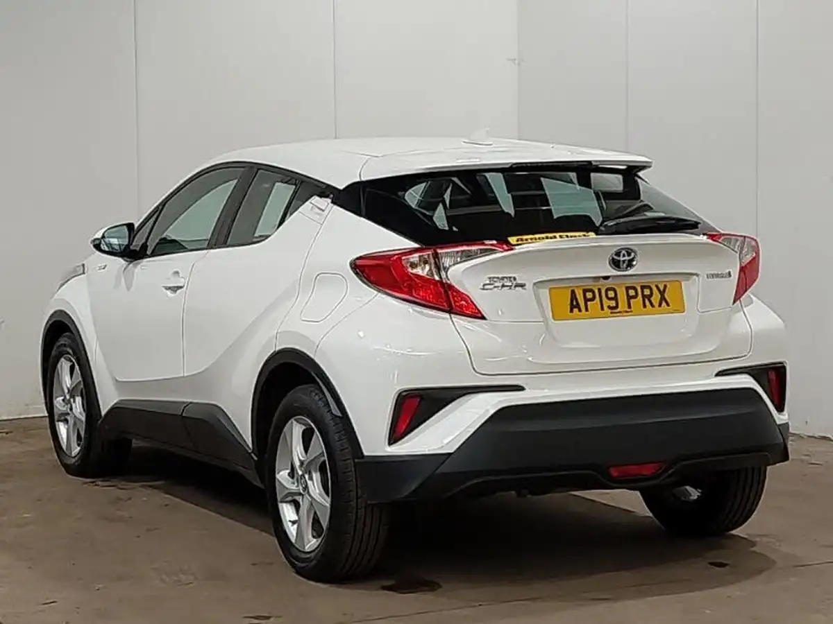 2019-toyota-c-hr-18-vvt-i-icon-big-1