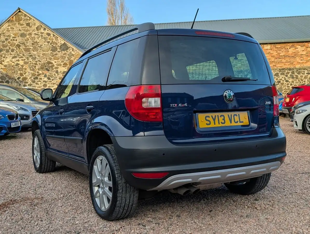 2013-skoda-yeti-20td-elegance-142ps-4x4-big-15