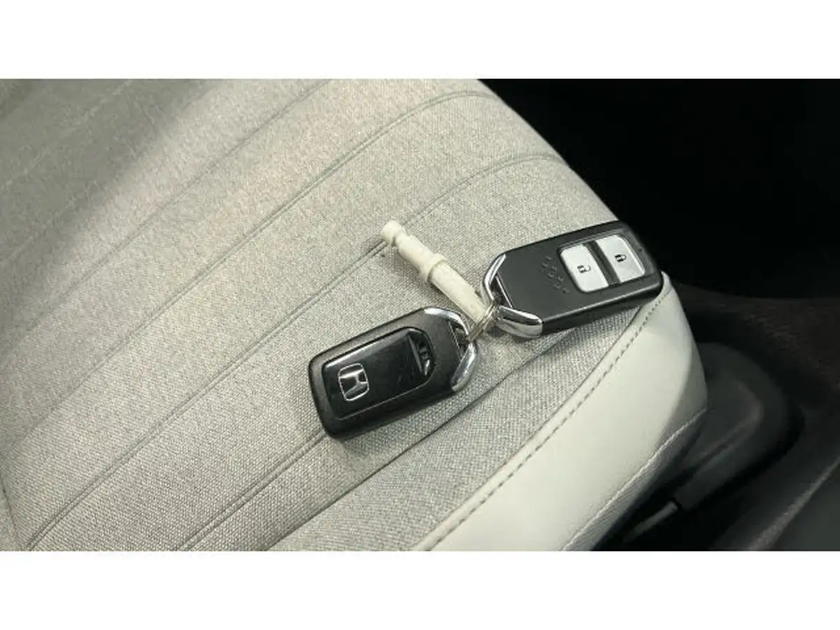 2022-honda-jazz-15-i-mmd-ex-107ps-big-19