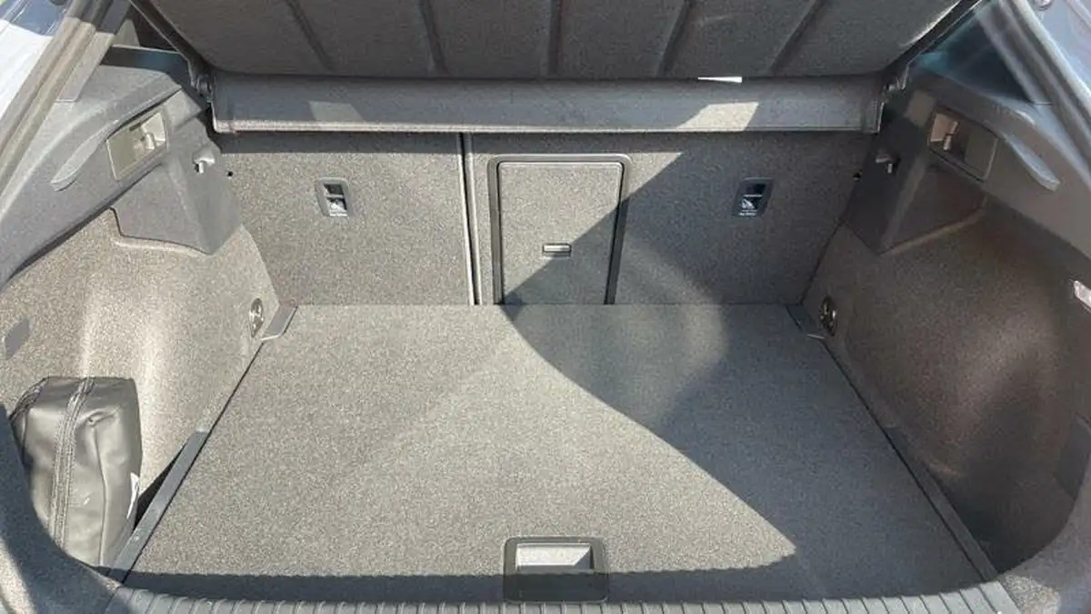 2025-cupra-formentor-15-etsi-v3-big-8