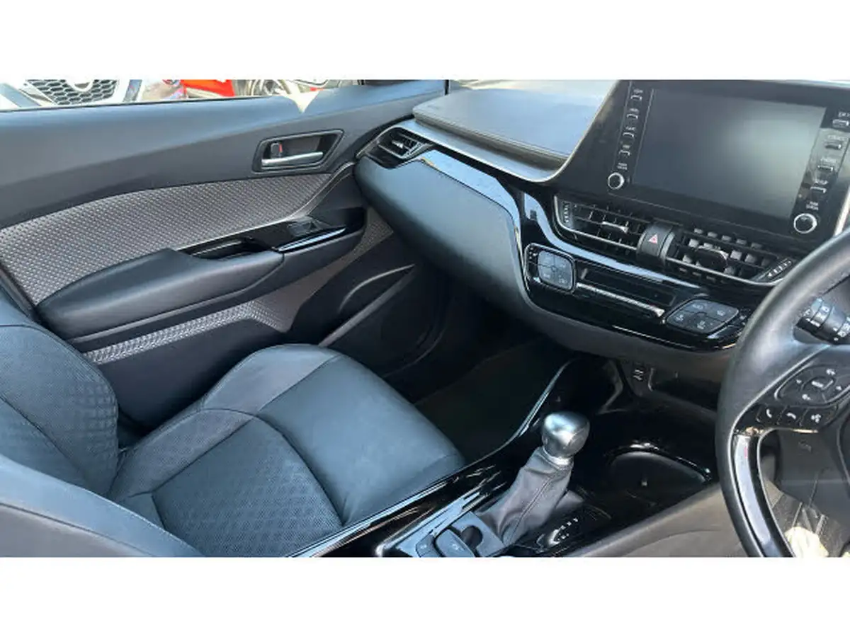 2021-toyota-c-hr-20-vvt-i-excel-big-13