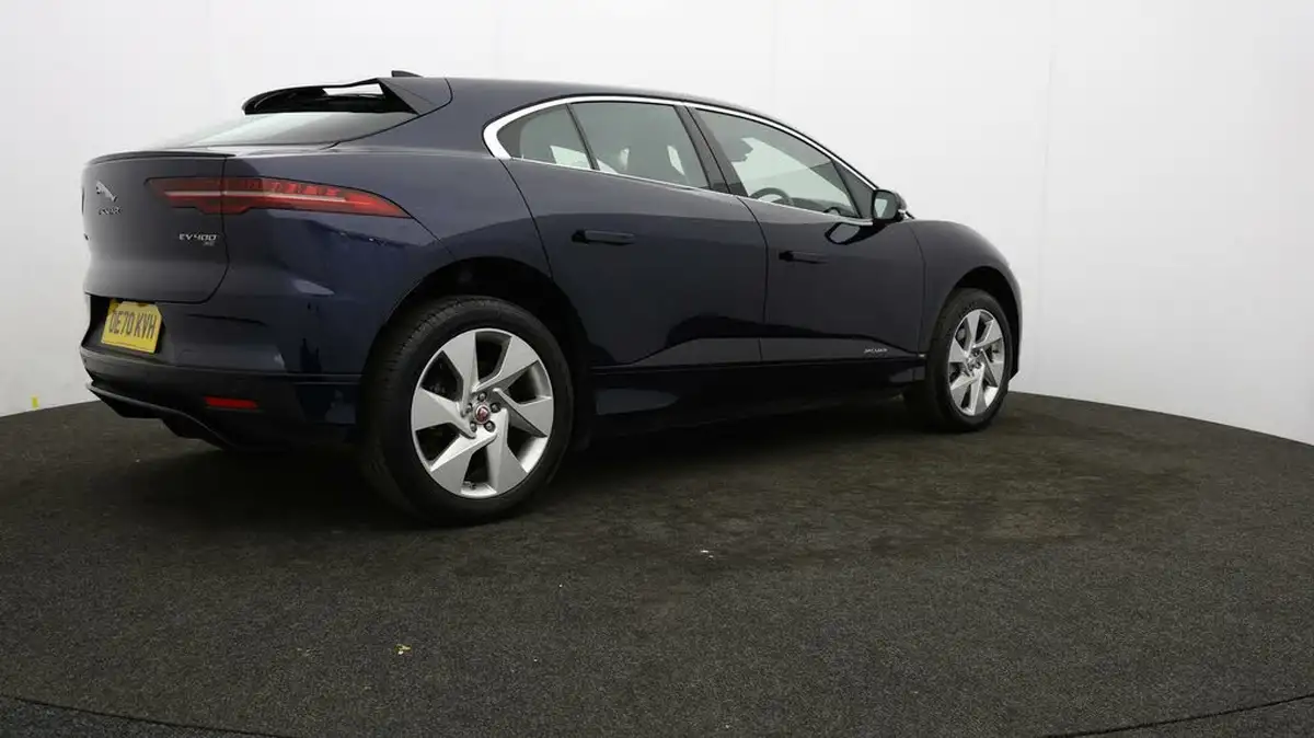 2021-jaguar-i-pace-ev400-se-big-7