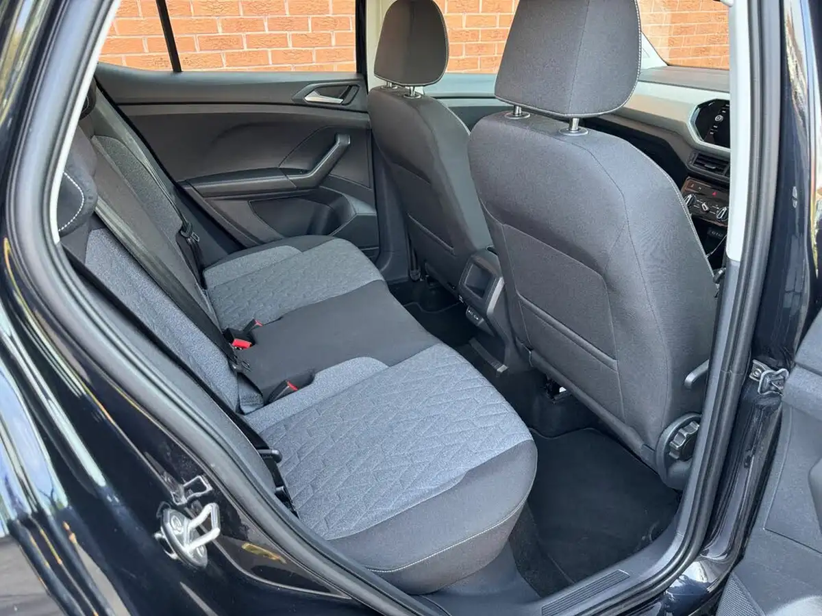 2024-volkswagen-t-cross-10-tsi-move-110ps-dsg-big-18