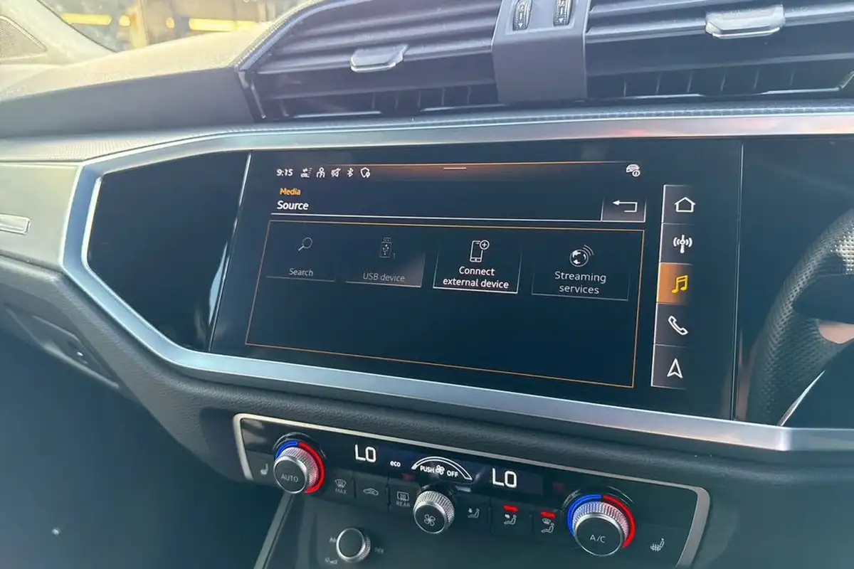 2022-audi-q3-15-35-tfsi-s-line-cod-station-wagon-tronic-big-38